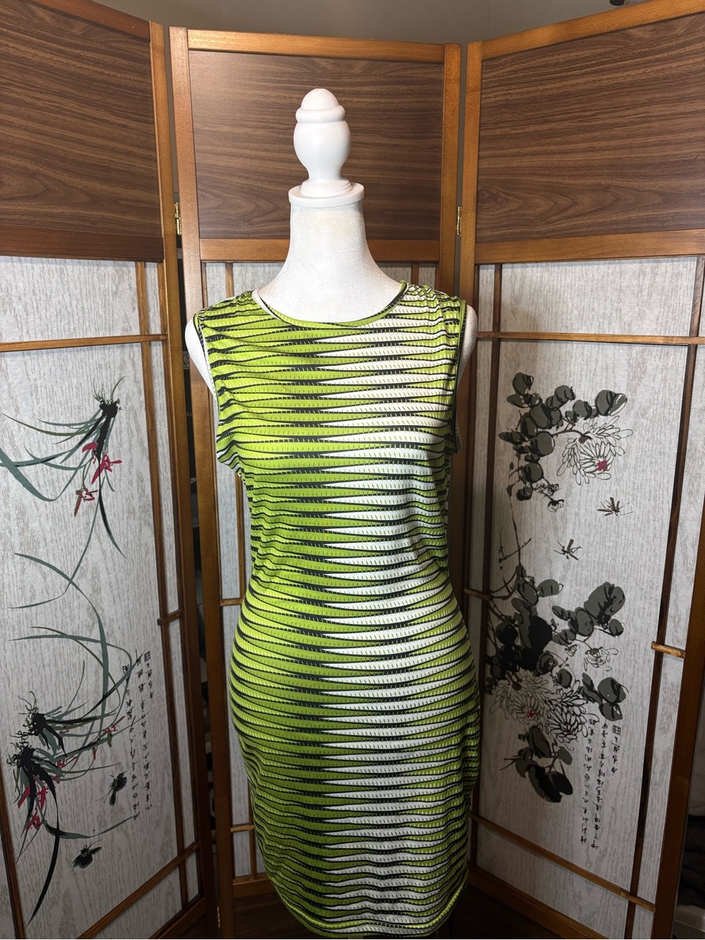 Neon Green Pattern Bodycon Dress 💚